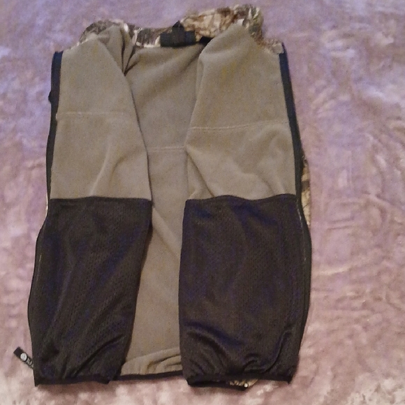 Rivers West H2P Camouflage Outdoor Vest - Picture 6 of 8